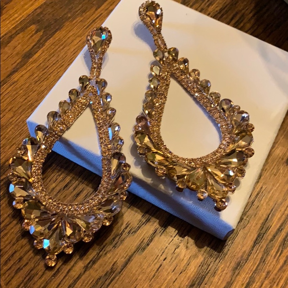 Rose Gold Ear Rings. NEW!